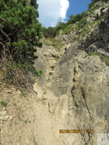 Janosikove Diery Mały Rozsutec, skały i klamry