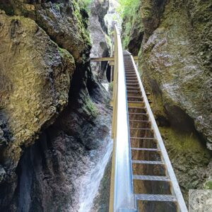 Janosikove Diery schody, wszędzie schody